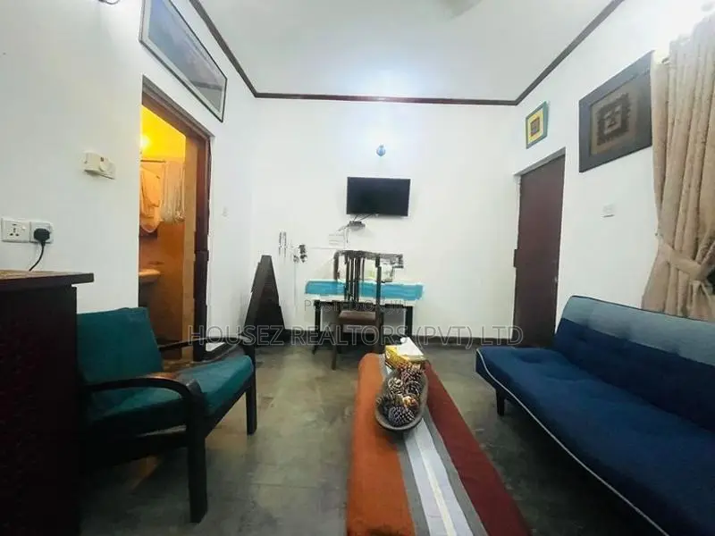 Prime 5-Bedroom Family Home for Sale – Kirula Road, Colombo 05