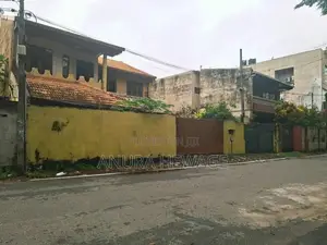කොළඹ 8, බොරැල්ල, උසස් තත්ත්වයේ නේවාසික ඉඩමක් විකිණීමට. (ID : CMB08S)