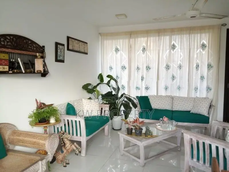 Two story house for sale in Mount Lavinia