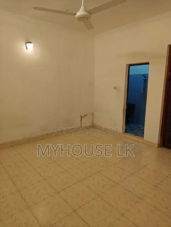 Two Storey House For Sale In Borella Colombo 08