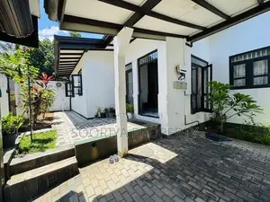Architectural Designed Single Story Luxury House for Sale in Piliyanda