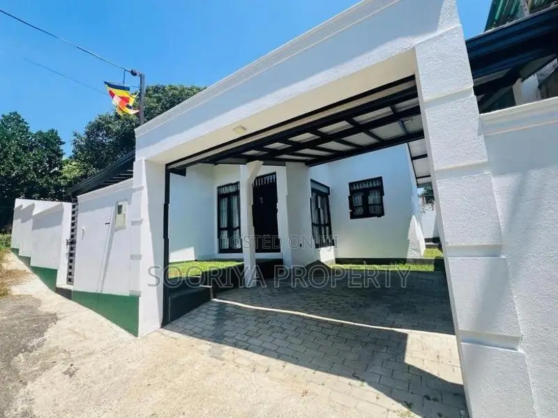 Architectural Designed Single Story Luxury House for Sale in Piliyanda
