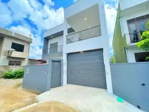 A Solid Brand New Quality House in Piliyandala Madapatha Road