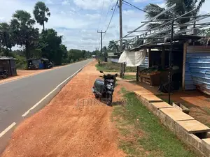 Land in Vavuniya