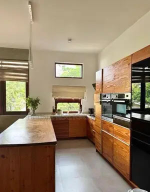 Luxury Apartment With Rooftop Terrace For Rent – Colombo 05
