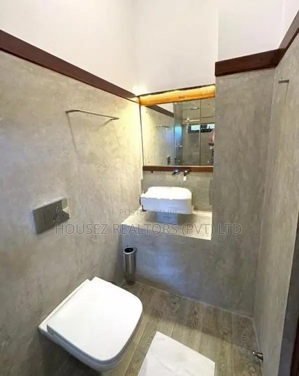 Luxury Apartment With Rooftop Terrace For Rent – Colombo 05