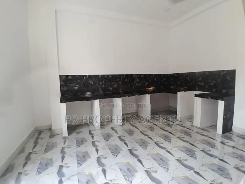 Three Story House for Sale in Wellampitiya