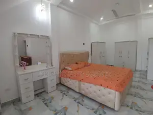 Three Story House for Sale in Wellampitiya