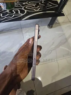 Apple iPhone 17 (Used)
