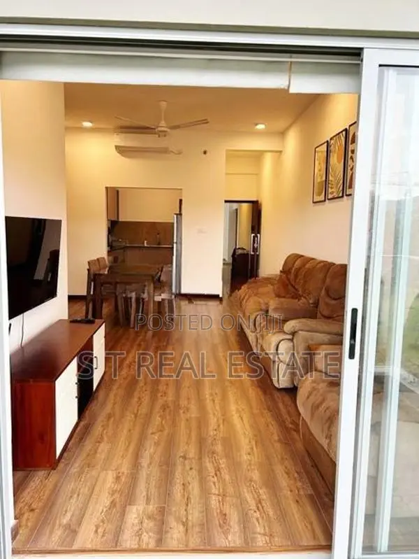Canterbury Golf Apartment For Sale in Kahathuduwa