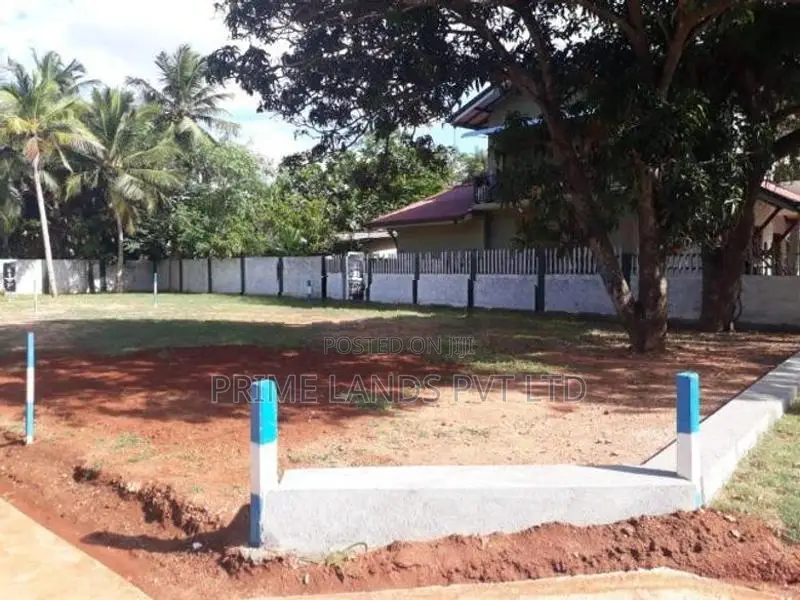 අනුරාධපුර නව නගරයෙන්ම සින්නක්කර බිම්කොටසක්