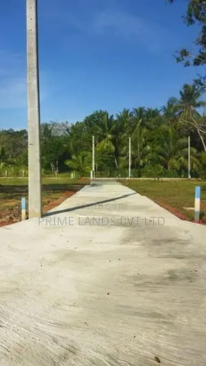 අනුරාධපුර පුත්තලම් පාරට මුහුණලා අවසන් බිම්කොටස