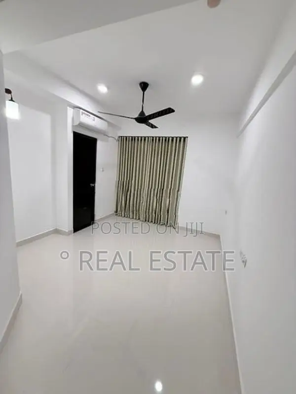 Apartment for Rent at Viyathpura - REF 77