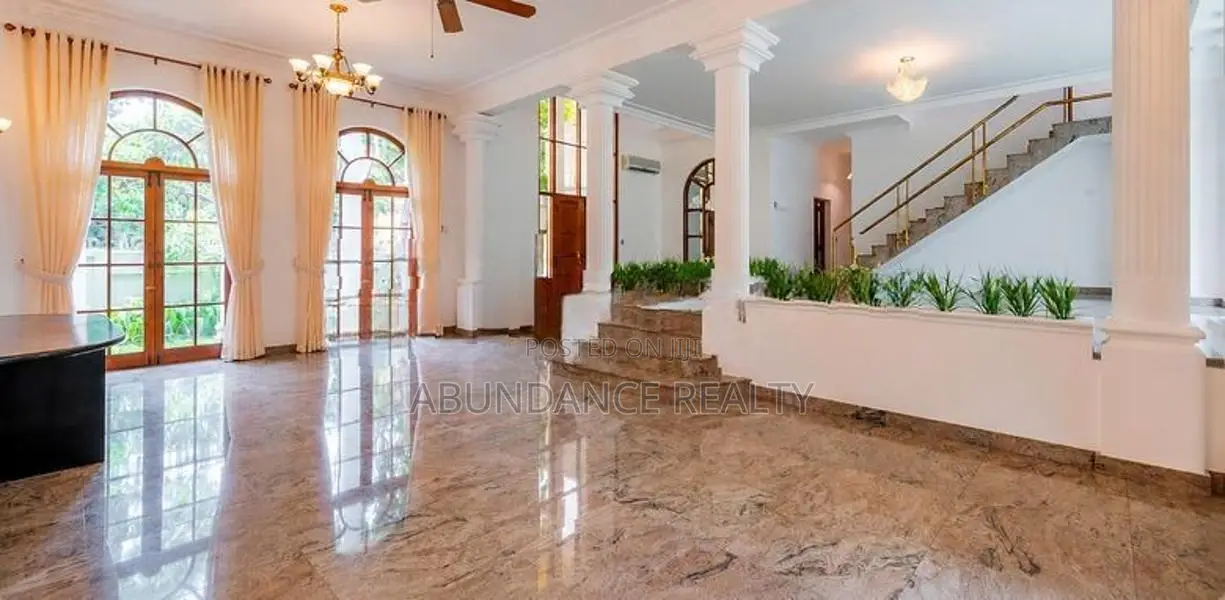 Luxury House for Rent – Elibank Road, Colombo 05