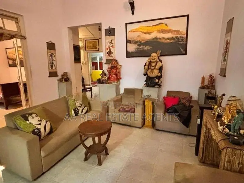 Single Storey House for Sale in Colombo 09
