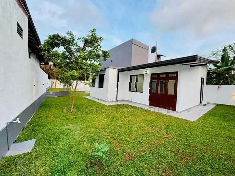 Fully Furnished Modern 2-Storey House for Sale – Gonapola