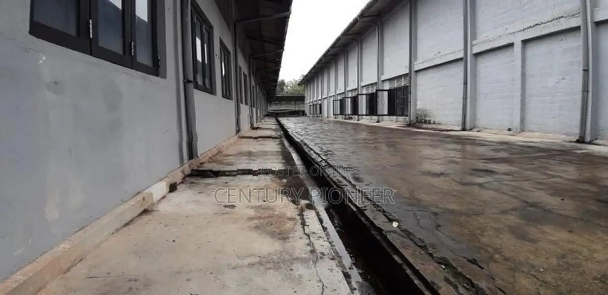 Warehouse for Rent in Nittambuwa