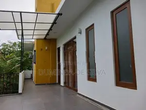 Negombo Brand New 1st Floor House for Rent
