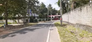 .කුරුණෑගල ටවුමට ළගින් පදිංචියට ඉඩමක්