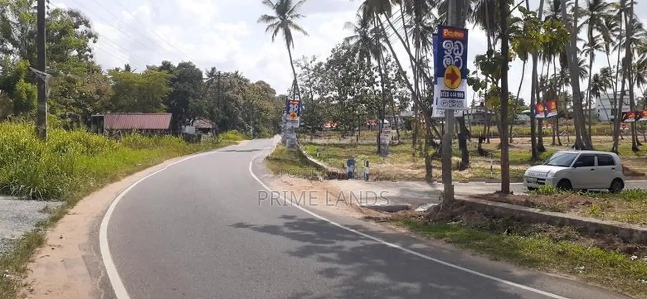 කුරුණෑගල ටවුමට ළගින් පදිංචියට ඉඩමක් විකිණීමට