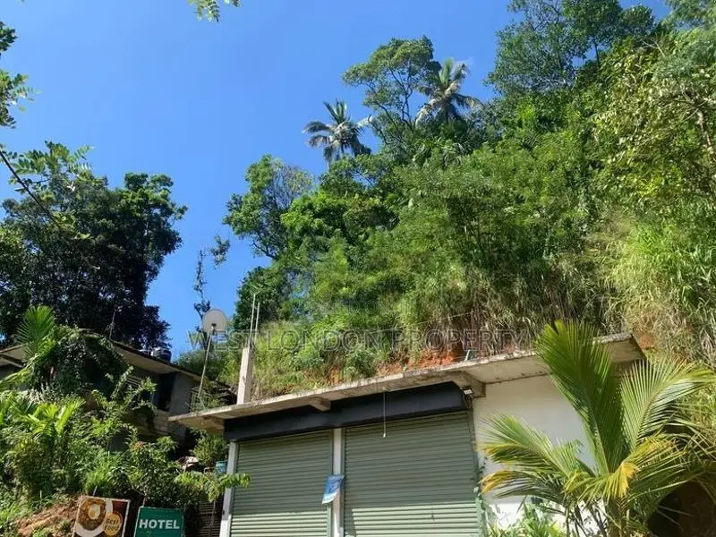 Padiyapelella | House with Business Building for Sale