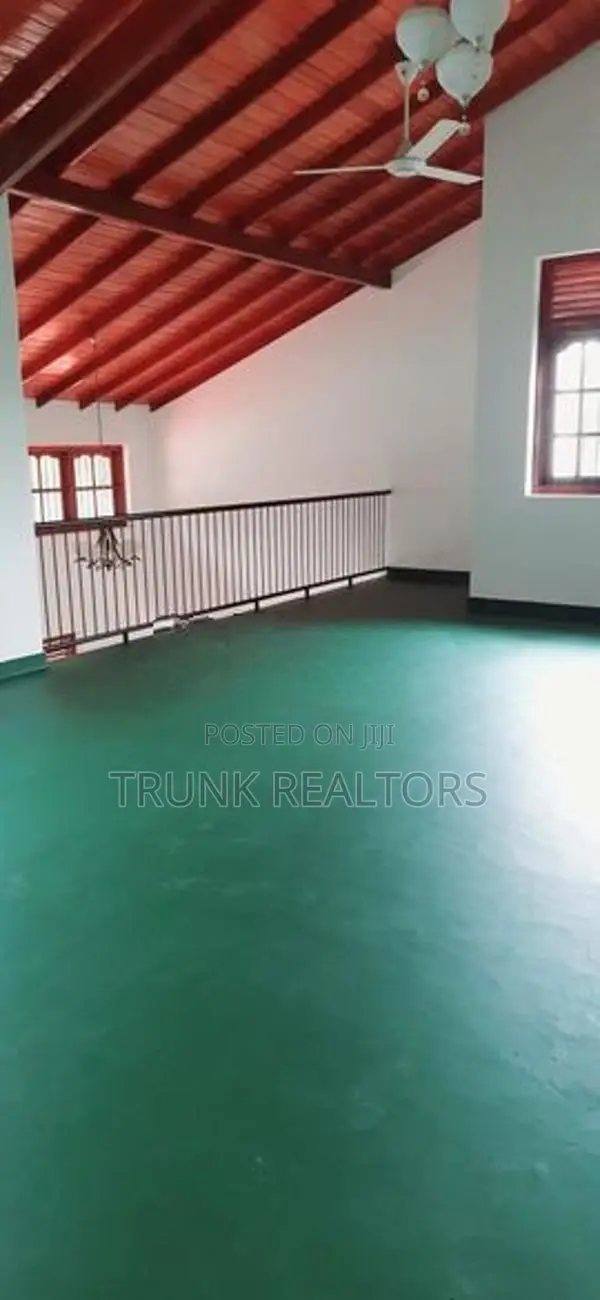 Kotte 04BR House For Sale (NK11872)