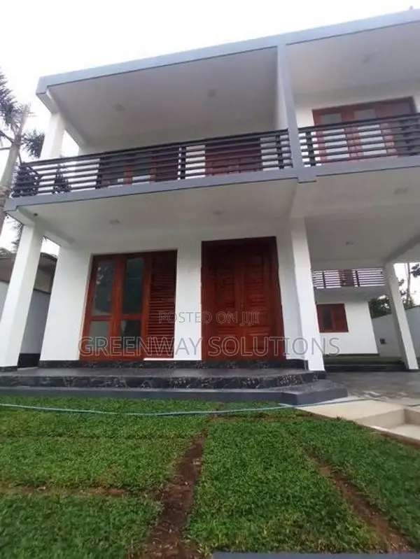 Brand New Three Story Luxury House for sale in Talawathugoda, Hokandar