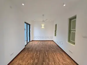 4 Bedroom Luxury Brand New House for Sale - Pelawatte (EM1162)
