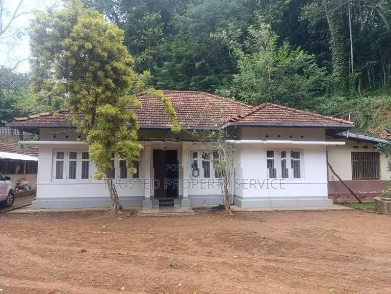 Galigamuwa House with Land Sale
