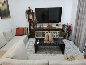 Fully Furnished 2-Bedroom Apartment for Rent – The Palace, Yakkala