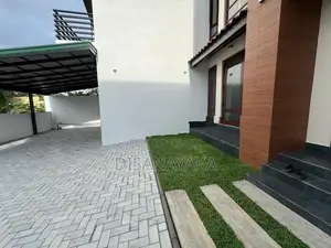 brand new luxury house for sale in koswatte 75352