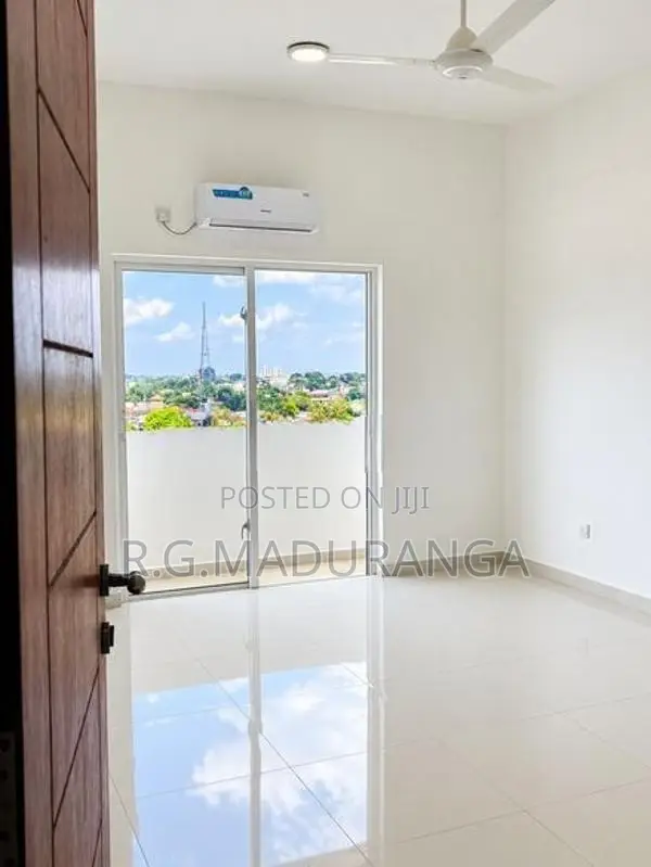 Luxury 3-BR Apartment for Sale – Ru Residencies, Nugegoda | 1,460 Sq.F