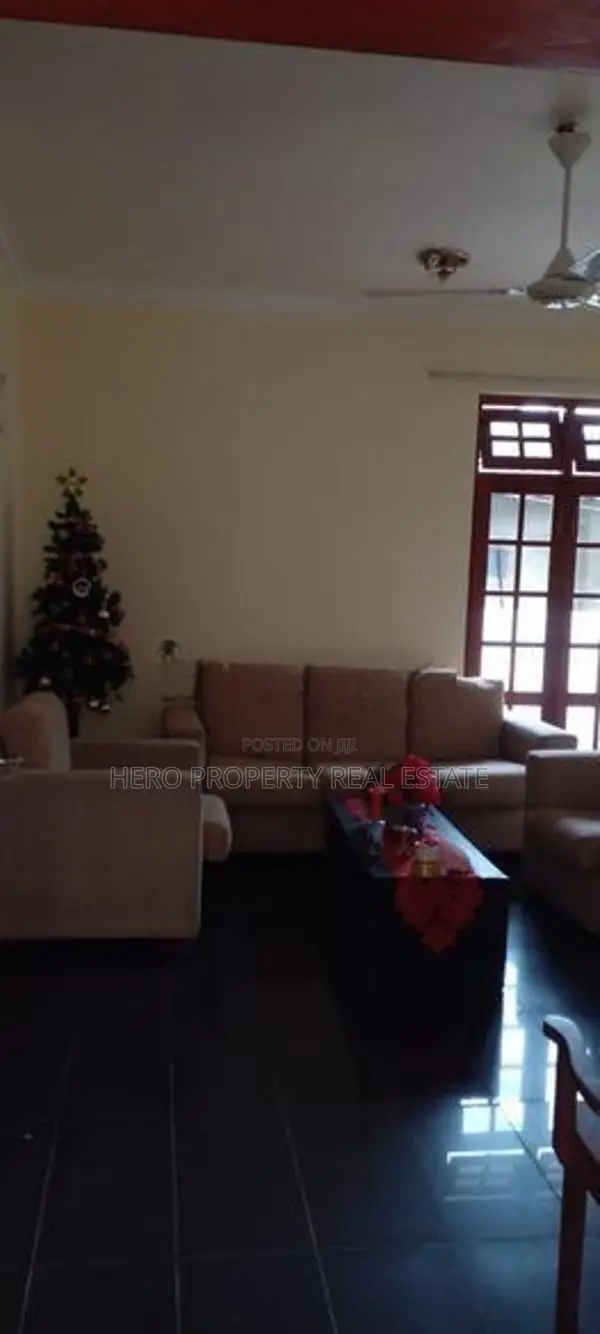 💁(HWR117) Upstair unit for rent in battaramulla pelawatta