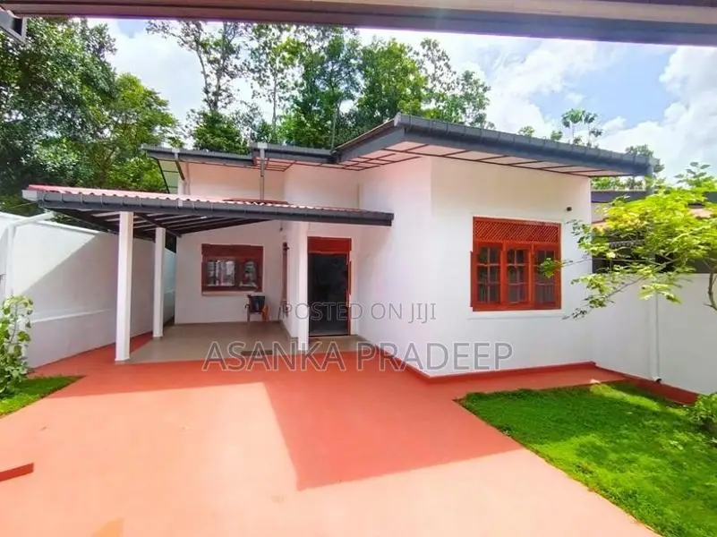 Single Storey House for Sale in Kottawa Polgasowita(A778)