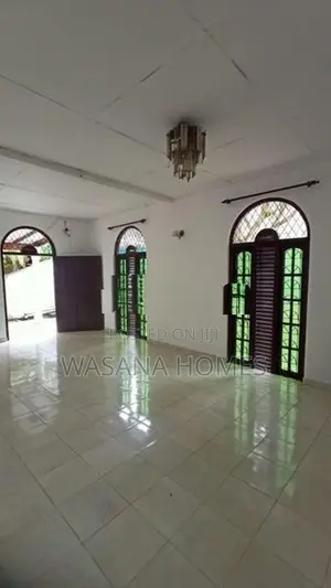 Solid House for sale Piliyandala