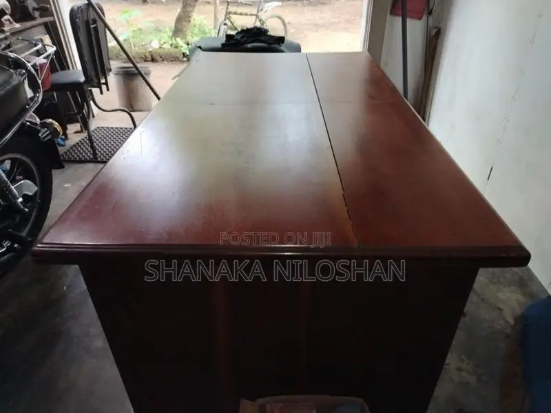 Wooden Office Table