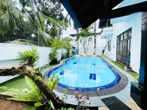 5-Bedroom House For Rent In Thalawathugoda Talawatugoda