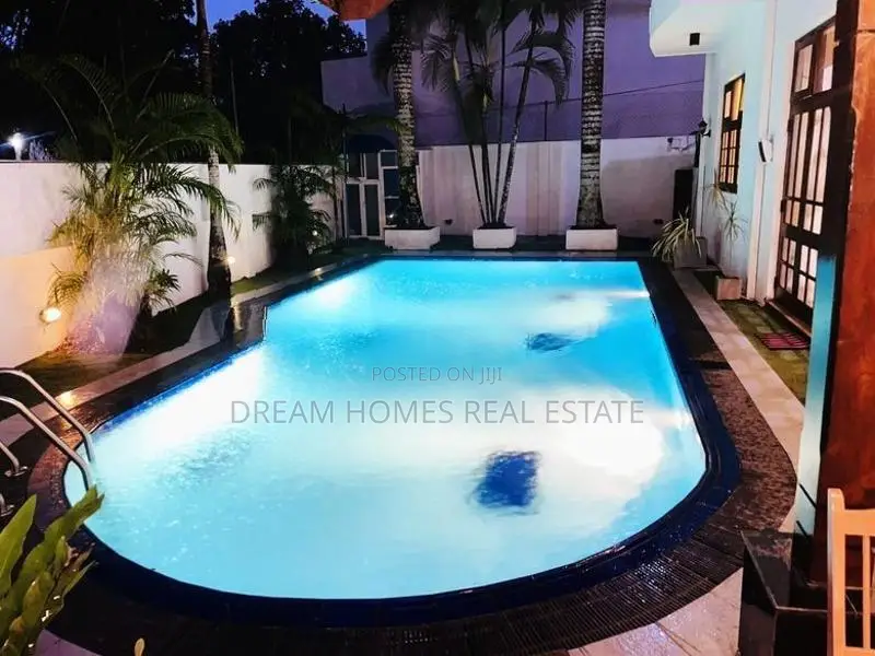 5-Bedroom House For Rent In Thalawathugoda Talawatugoda