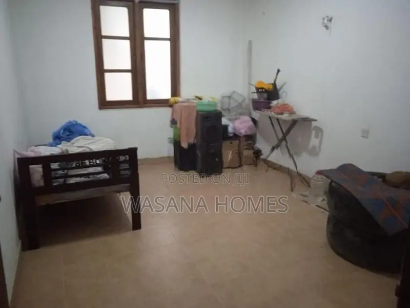Ground Floor Complete House for Sale Bellanwila