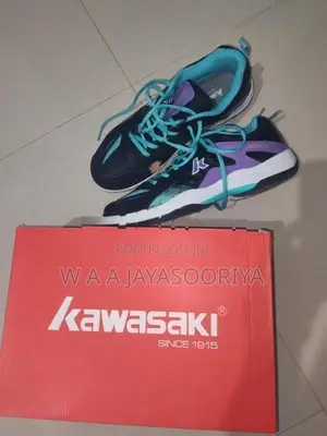 Kawasaki Badminton Shoes Euro Size 43