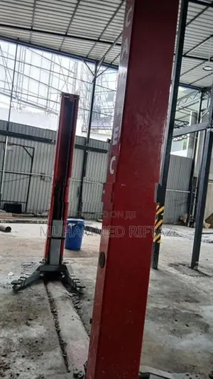 Vehicle Hoist