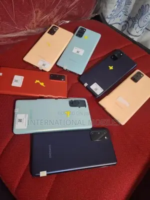 Samsung Galaxy S20FE 5G Fullset (Used)