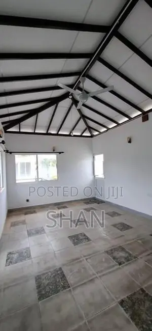 Kottawa Studio Type Room Pannipitiya