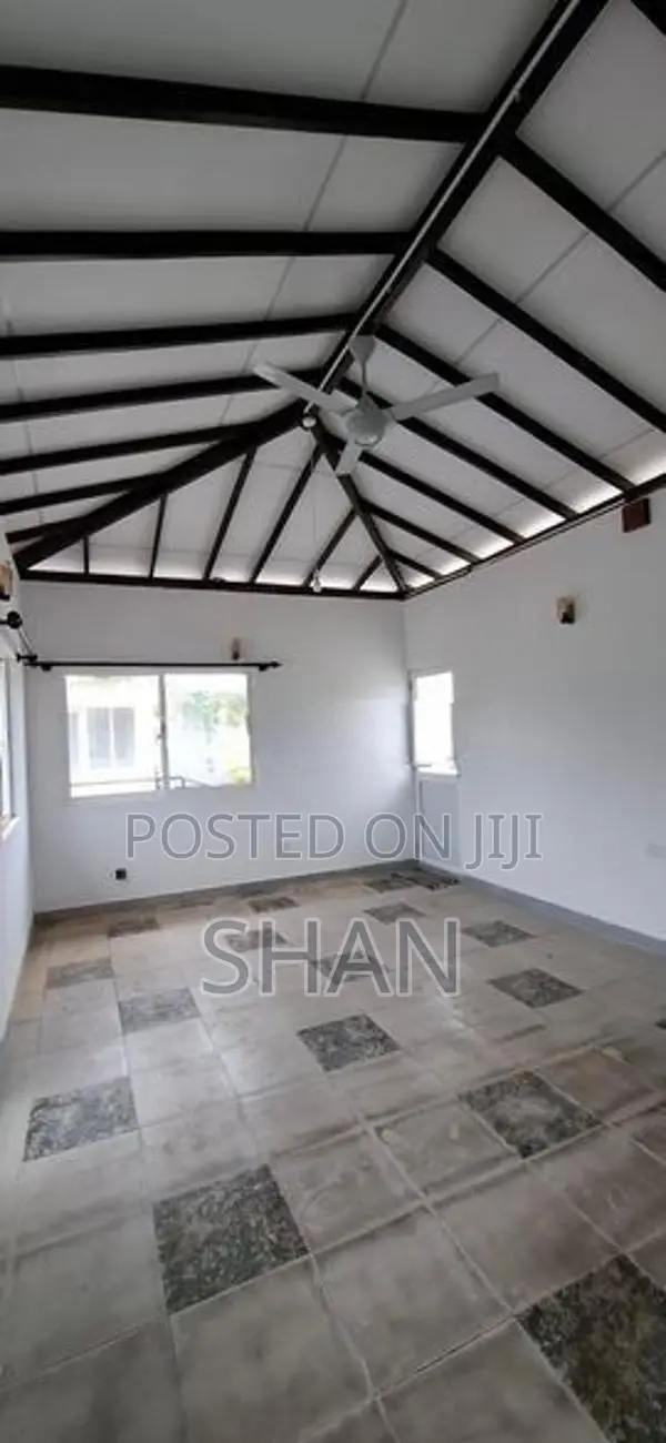 Kottawa Studio Type Room Pannipitiya