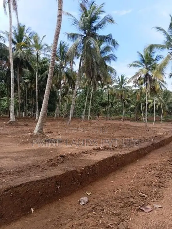 Kurunegala Kandy Road Lands