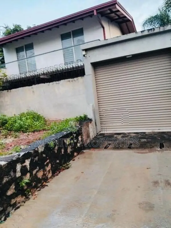 (AFA525) 02 Story House With 8.9 P Sale At Rajamaha Vihara Road Kotte
