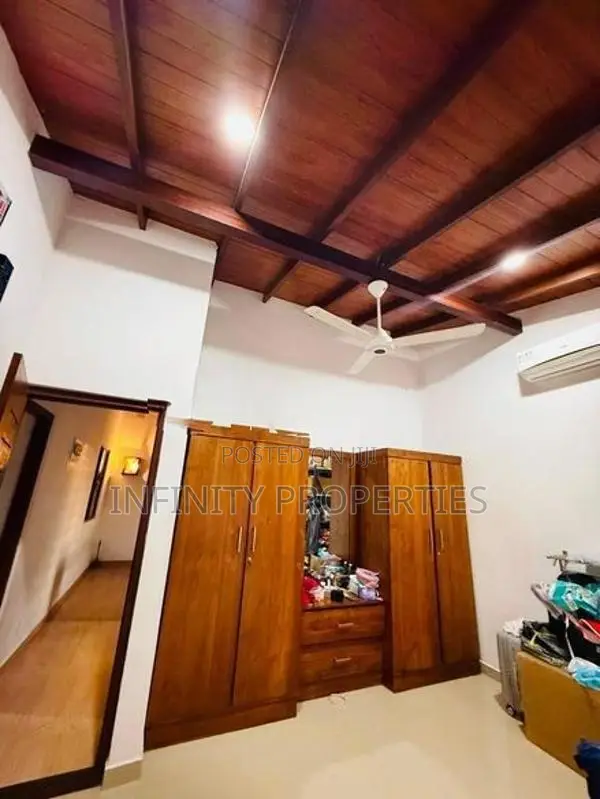 (AFA525) 02 Story House With 8.9 P Sale At Rajamaha Vihara Road Kotte
