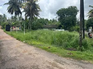 Homagama හෝමාගම Land For Sale