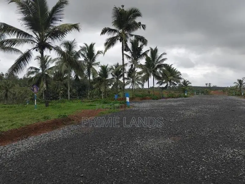 නේවාසික බිම් කොටස් අලුත්ගම