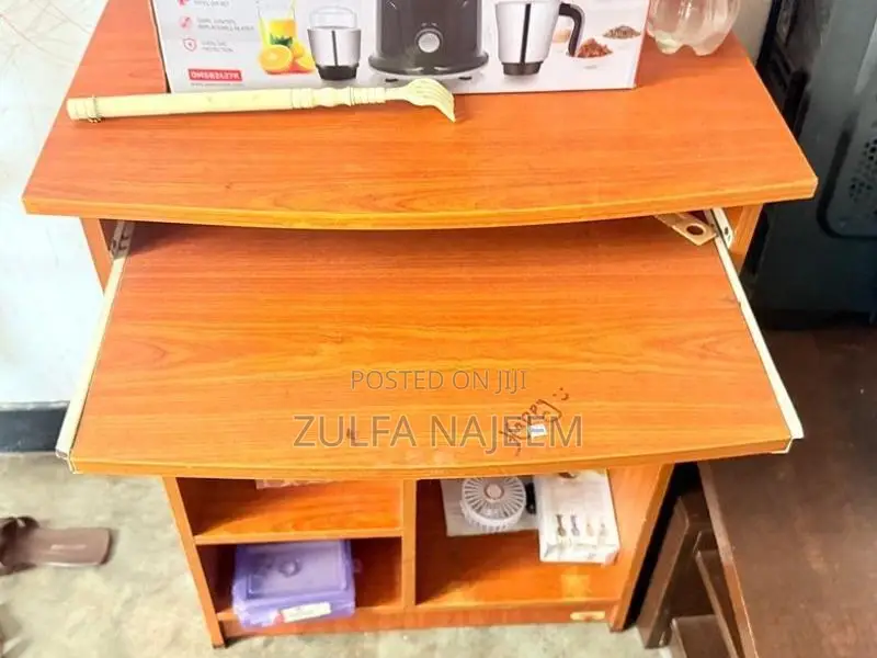 Computer Table